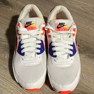 Nike shoes, size 7.5